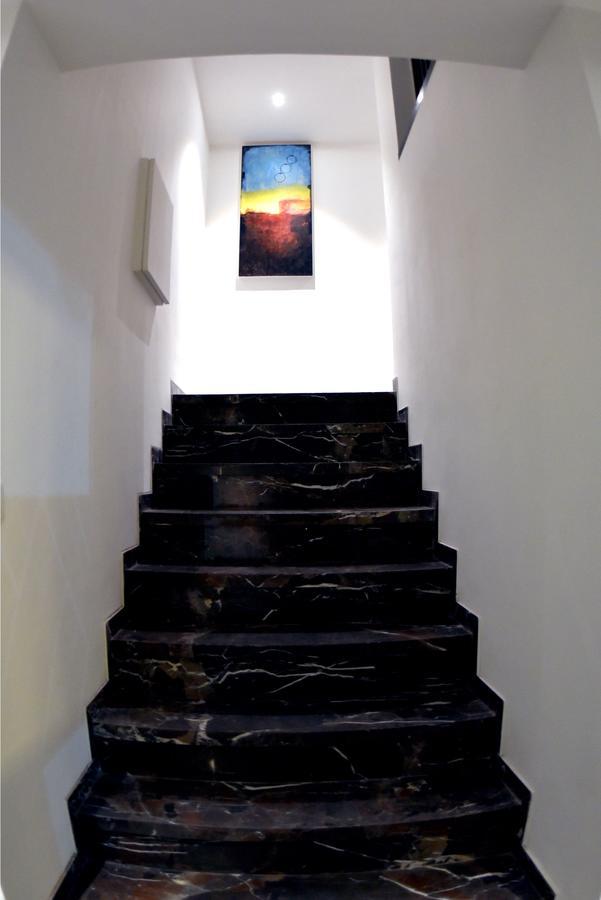 Hotel Skylight Vadodara Eksteriør bilde